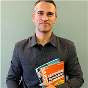 Professeur de Français Langue Étrangère (FLE), anglophone et russophone